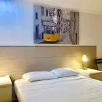 6Lisbon Downtown Private Bedroom